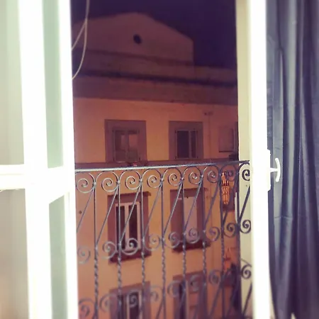 Konukevi Maison Piazza Cavour 4*
