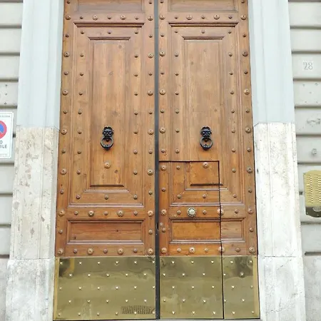 Maison Piazza Cavour 2* ローマ