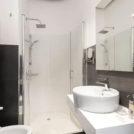 Maison Piazza Cavour בית הארחה 4*