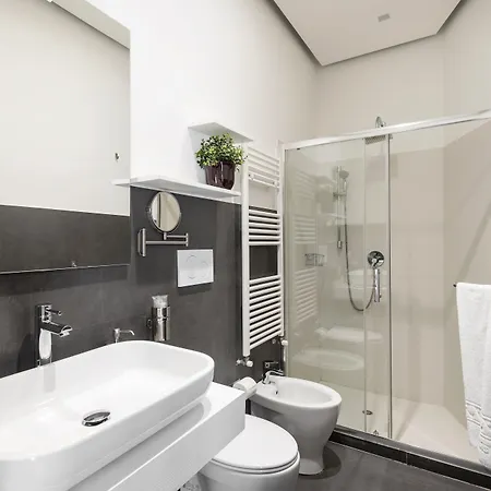 Maison Piazza Cavour 4*