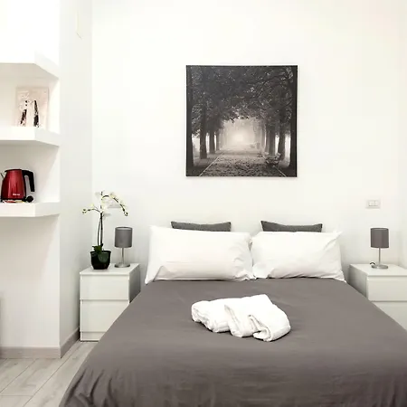 Maison Piazza Cavour בית הארחה 4*