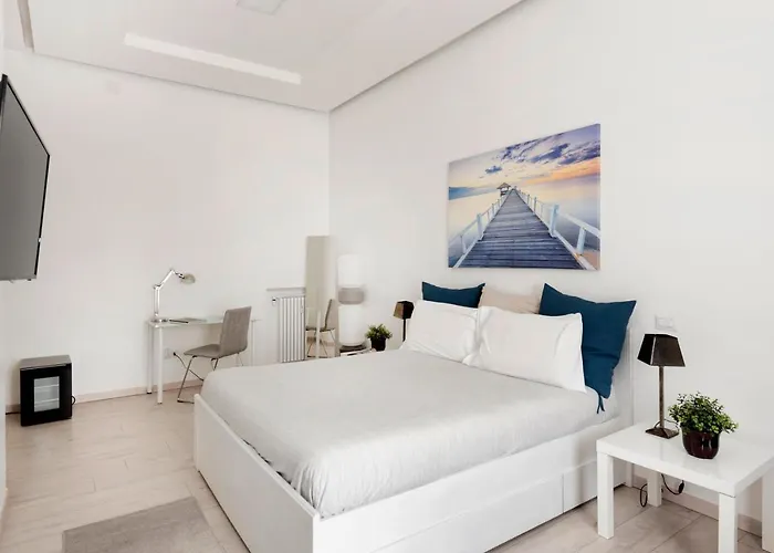 Maison Piazza Cavour 4*