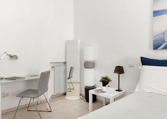 بيت ضيافة Maison Piazza Cavour 4*