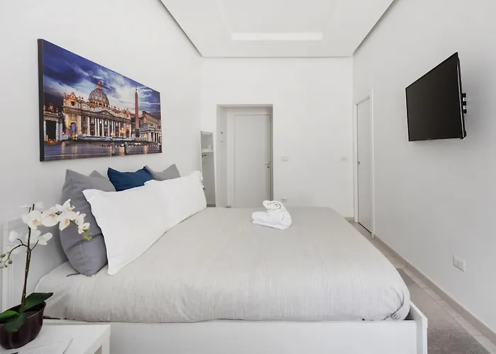 بيت ضيافة Maison Piazza Cavour 4*