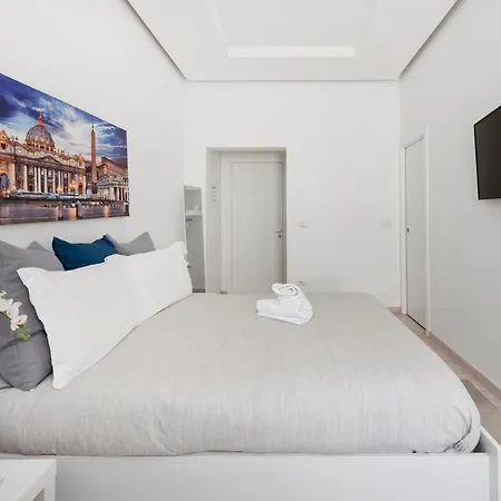 Maison Piazza Cavour 4*