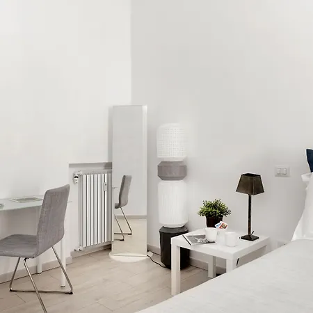Affittacamere Maison Piazza Cavour 4*